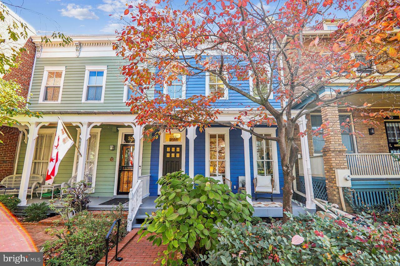 Property Photo:  521 7th Street NE  DC 20002 