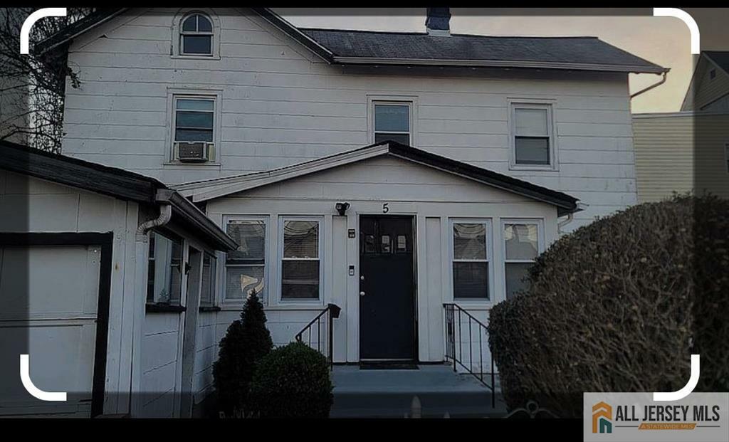 Property Photo:  5 Irving Street  NJ 07008 