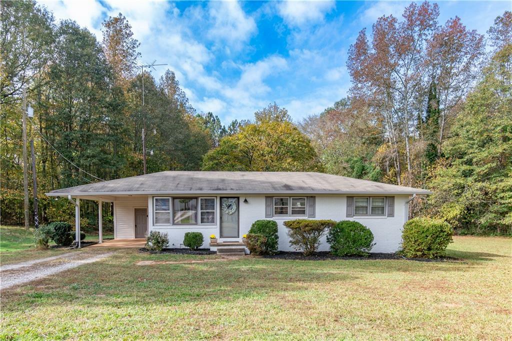 Property Photo:  1902 Athens Highway  GA 30549 