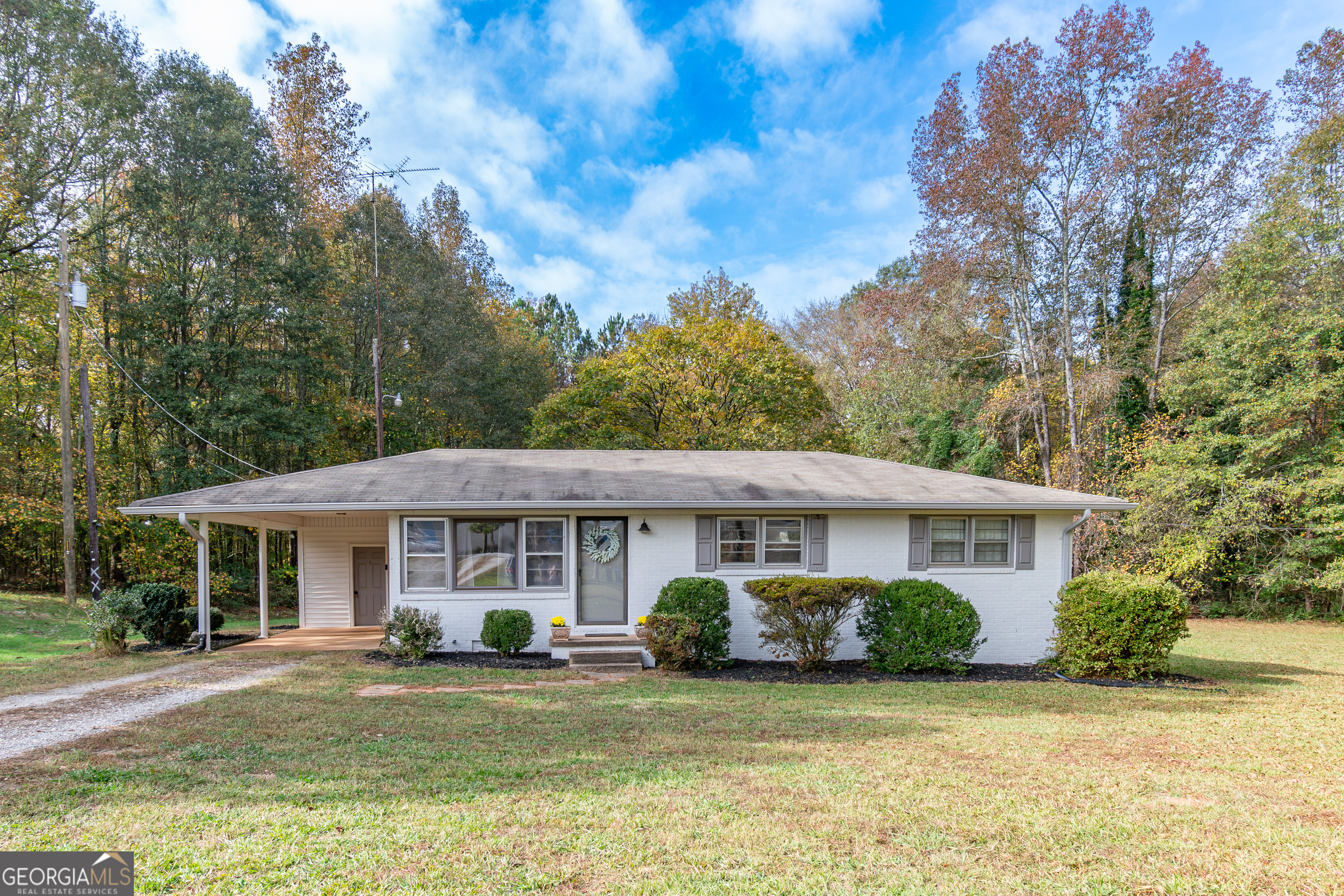 Property Photo:  1902 Athens Highway  GA 30549 