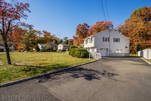 Property Photo:  11 Hastings Rd  NJ 07950 