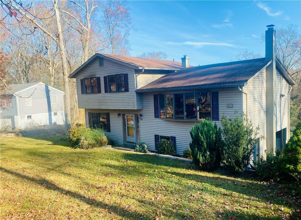 Property Photo:  51 Pine Court  NY 10941 