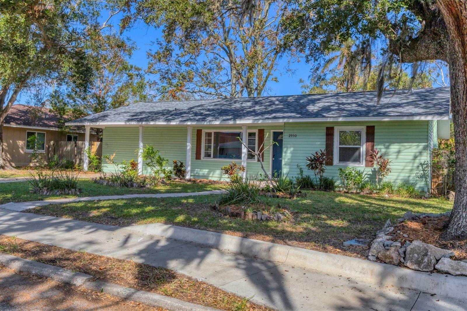 Property Photo:  2930 7th Avenue W  FL 34205 