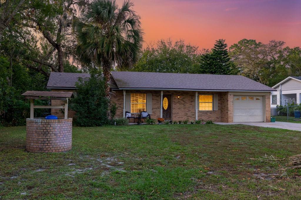 Property Photo:  114 Alano Road  FL 32713 