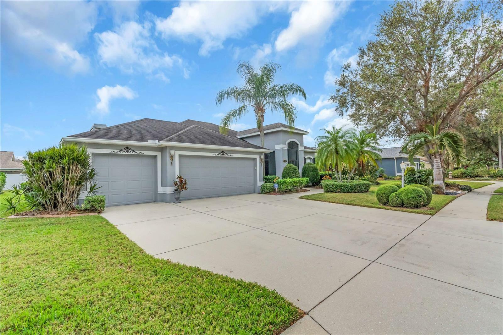 Property Photo:  7105 46th Ave Circle E  FL 34203 