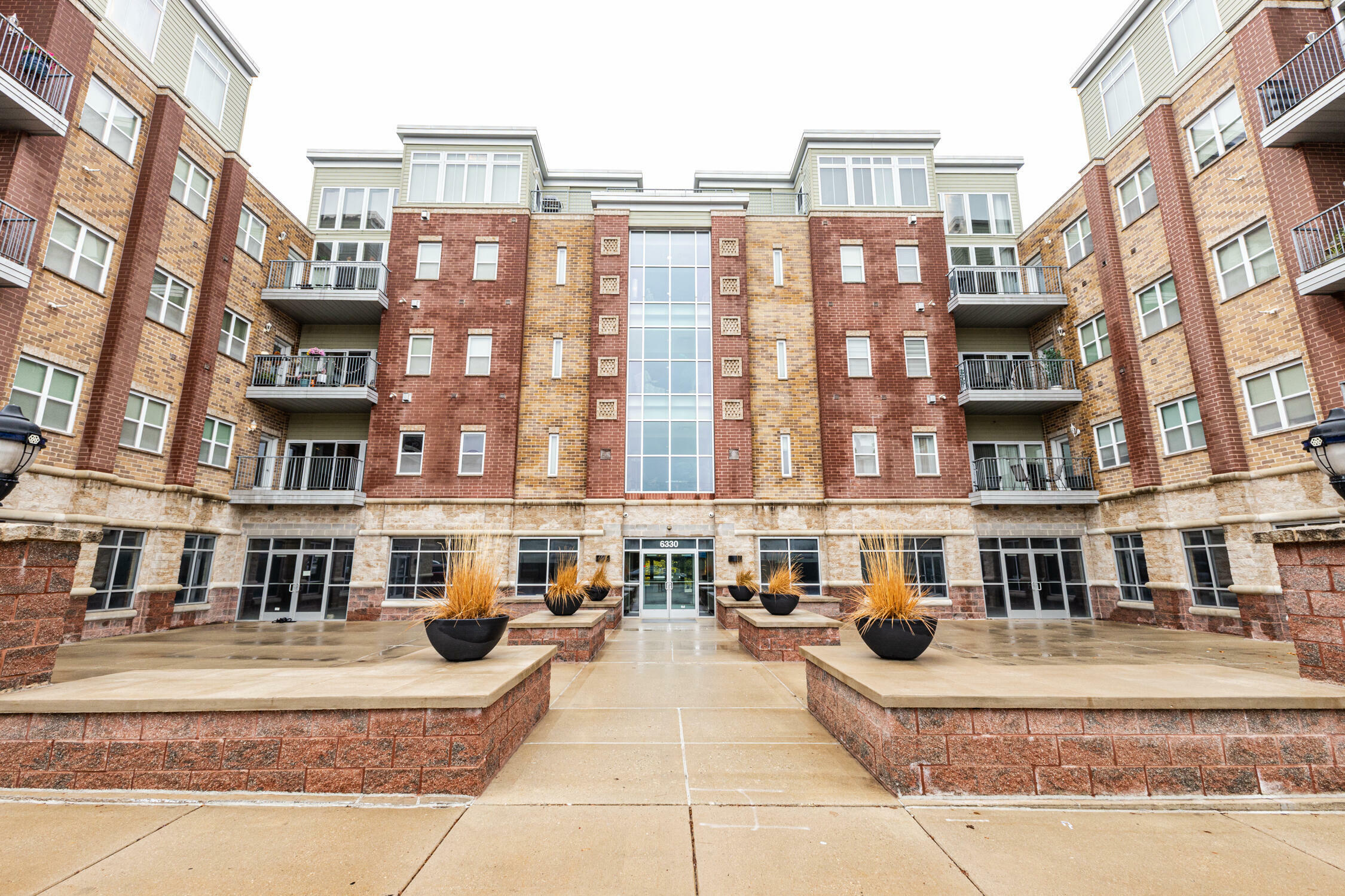 6330 W Greenfield Ave 206  West Allis WI 53214 photo