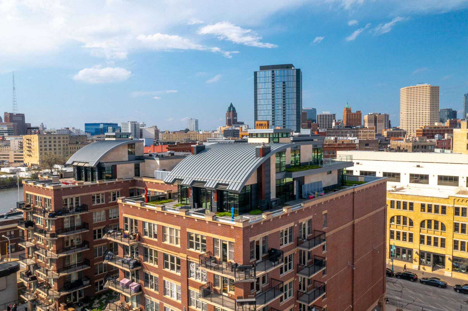 Property Photo: 102 N Water St WI 53202