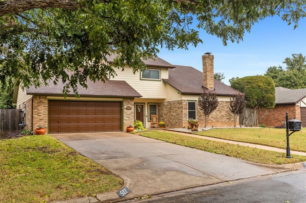 Property Photo:  511 Chaffee Drive  TX 76006 