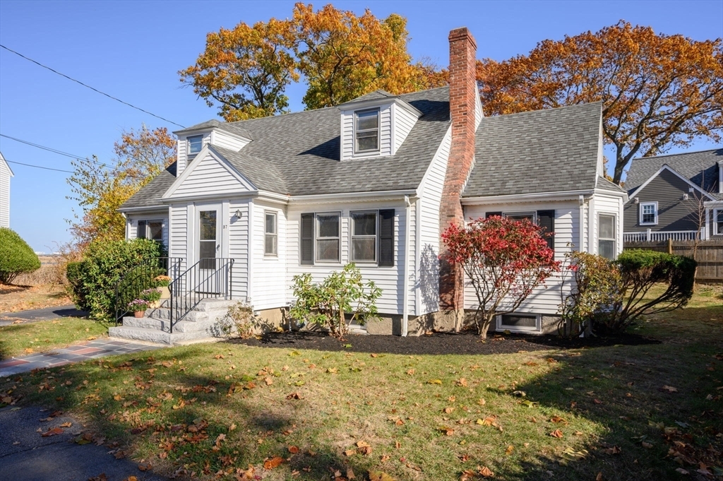 Property Photo:  37 Courtland Circle  MA 02186 