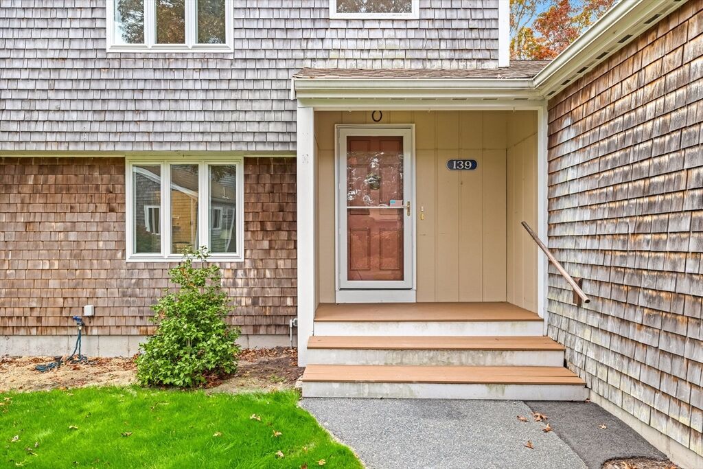 Property Photo:  139 Strawberry Mdws 139  MA 02536 