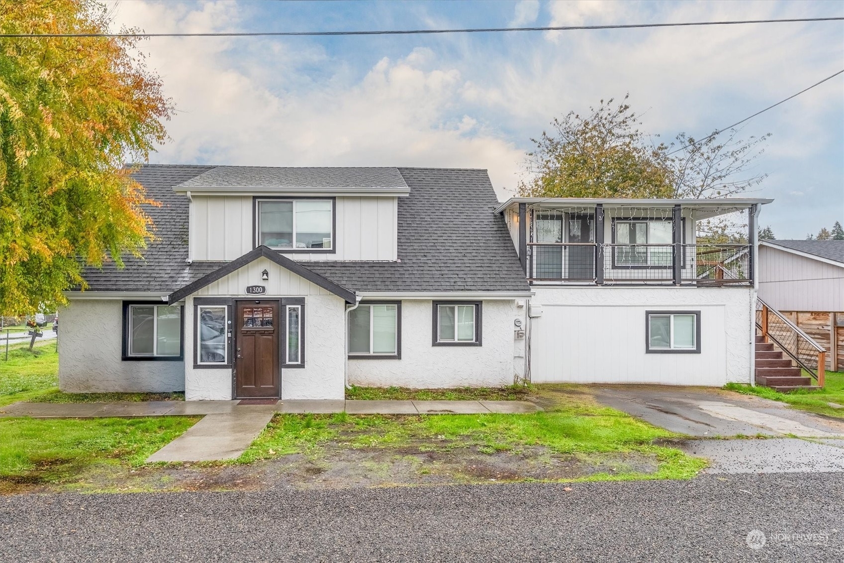 Property Photo:  1300 N 3rd Avenue  WA 98626 