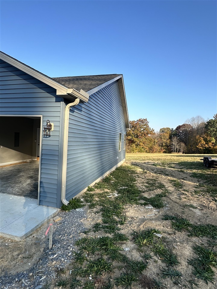 Property Photo: 2120 Smiths Grove Road KY 42164