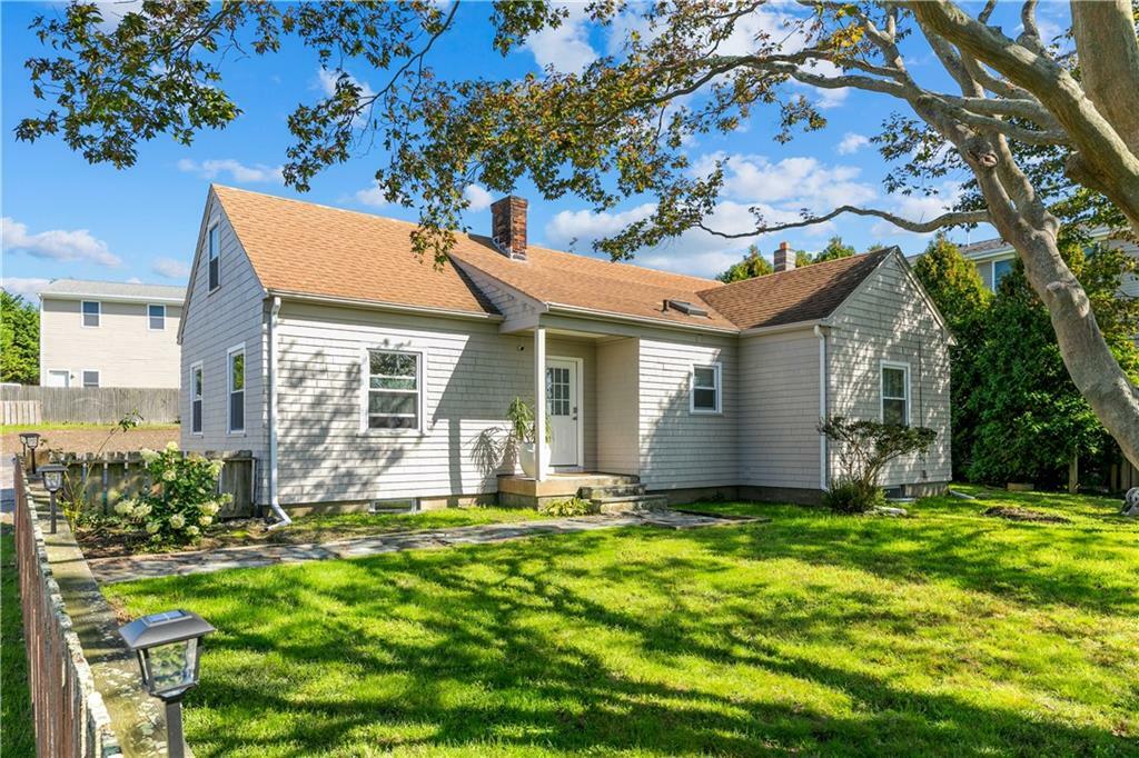 Property Photo:  861 Aquidneck Avenue  RI 02842 