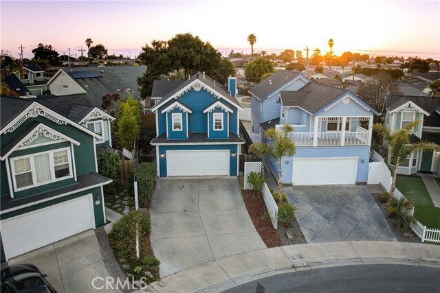 Property Photo:  512 Hampton Place  CA 93420 