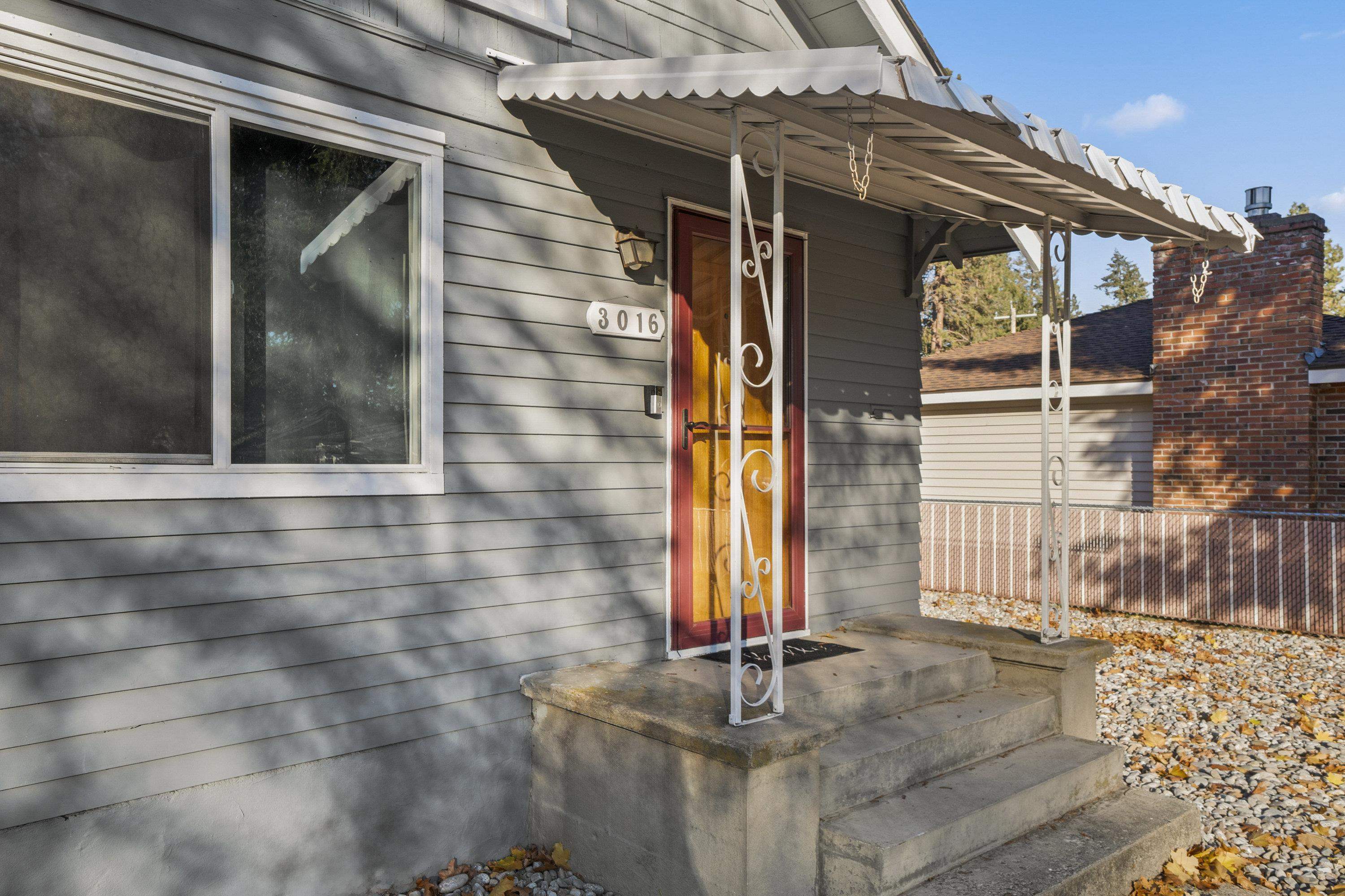 Property Photo:  3016 W Garland Ave  WA 99205 