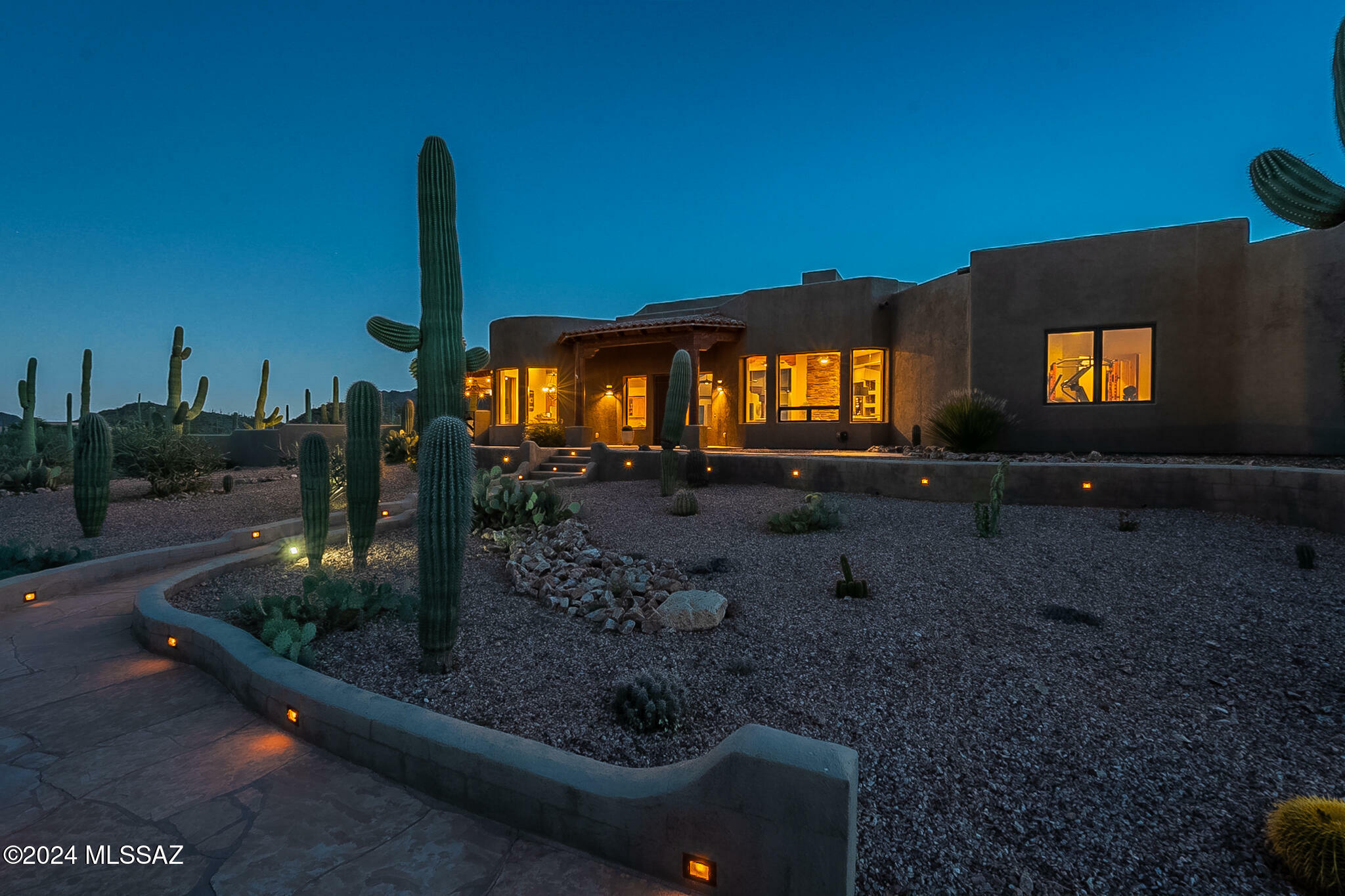 Property Photo:  6929 W Sweetwater Drive  AZ 85745 