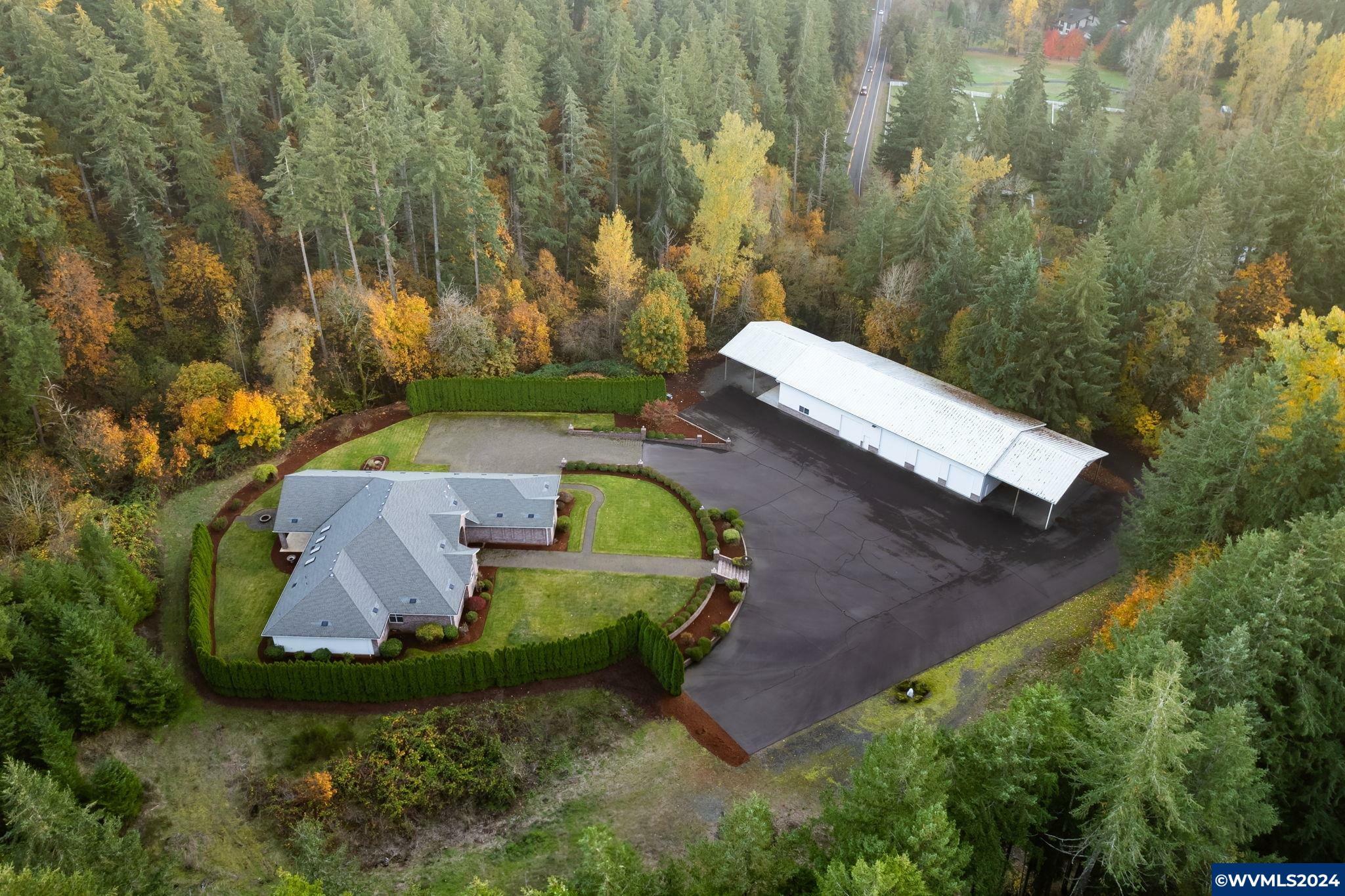Property Photo: 7474 Battle Creek Rd SE OR 97317