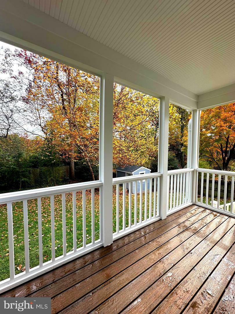 Property Photo:  2313 Valley Drive  VA 22302 