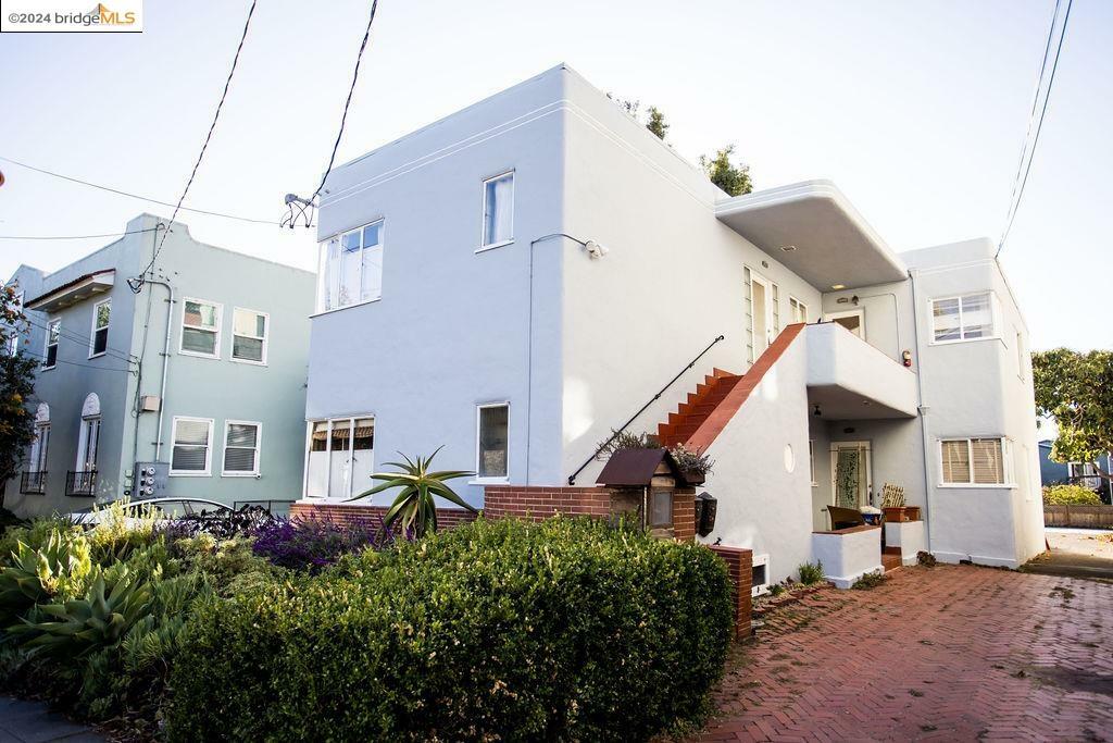 Property Photo:  1682 Oxford St  CA 94709 