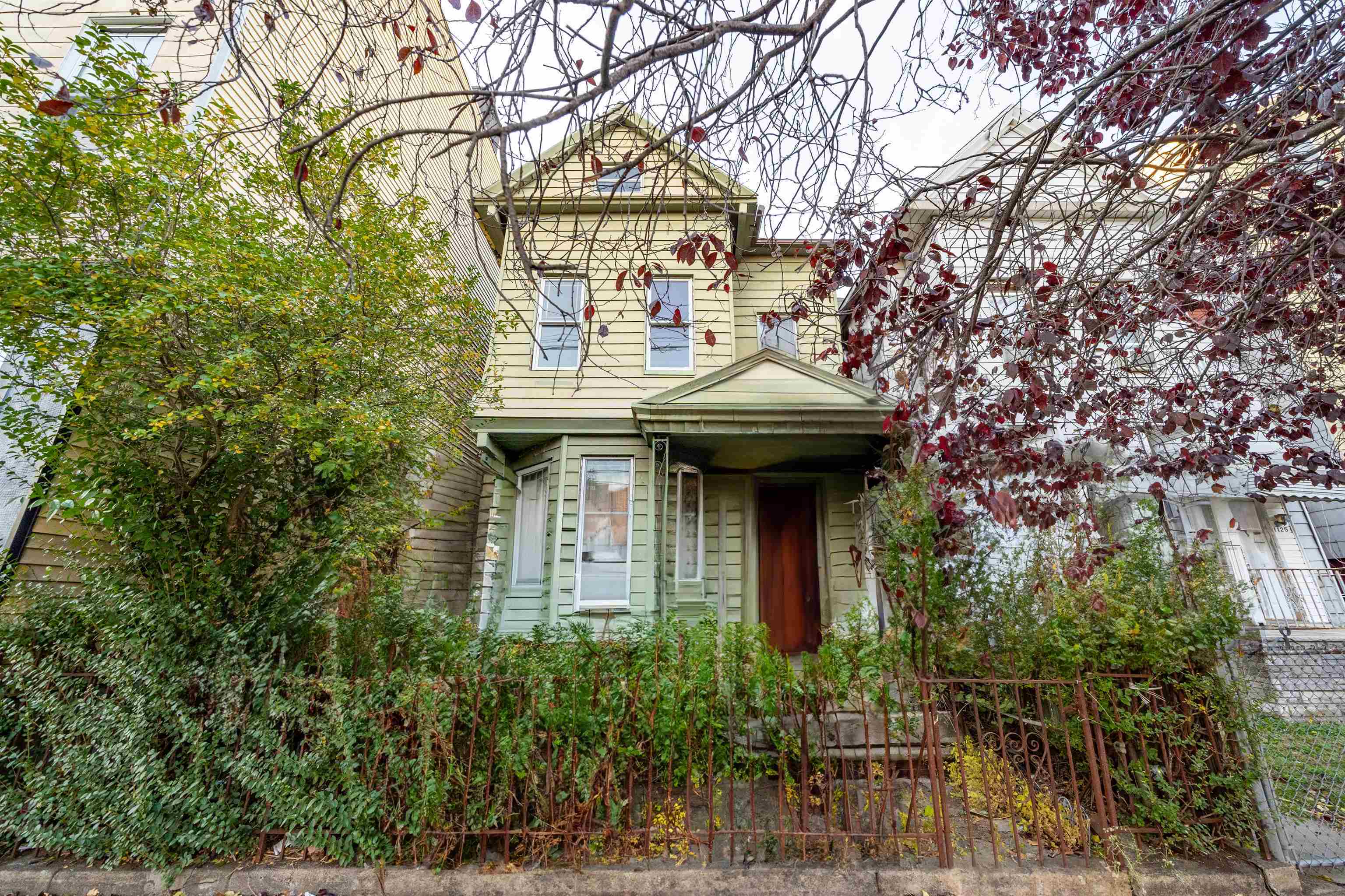 Property Photo:  1123 Summit Ave  NJ 07307 