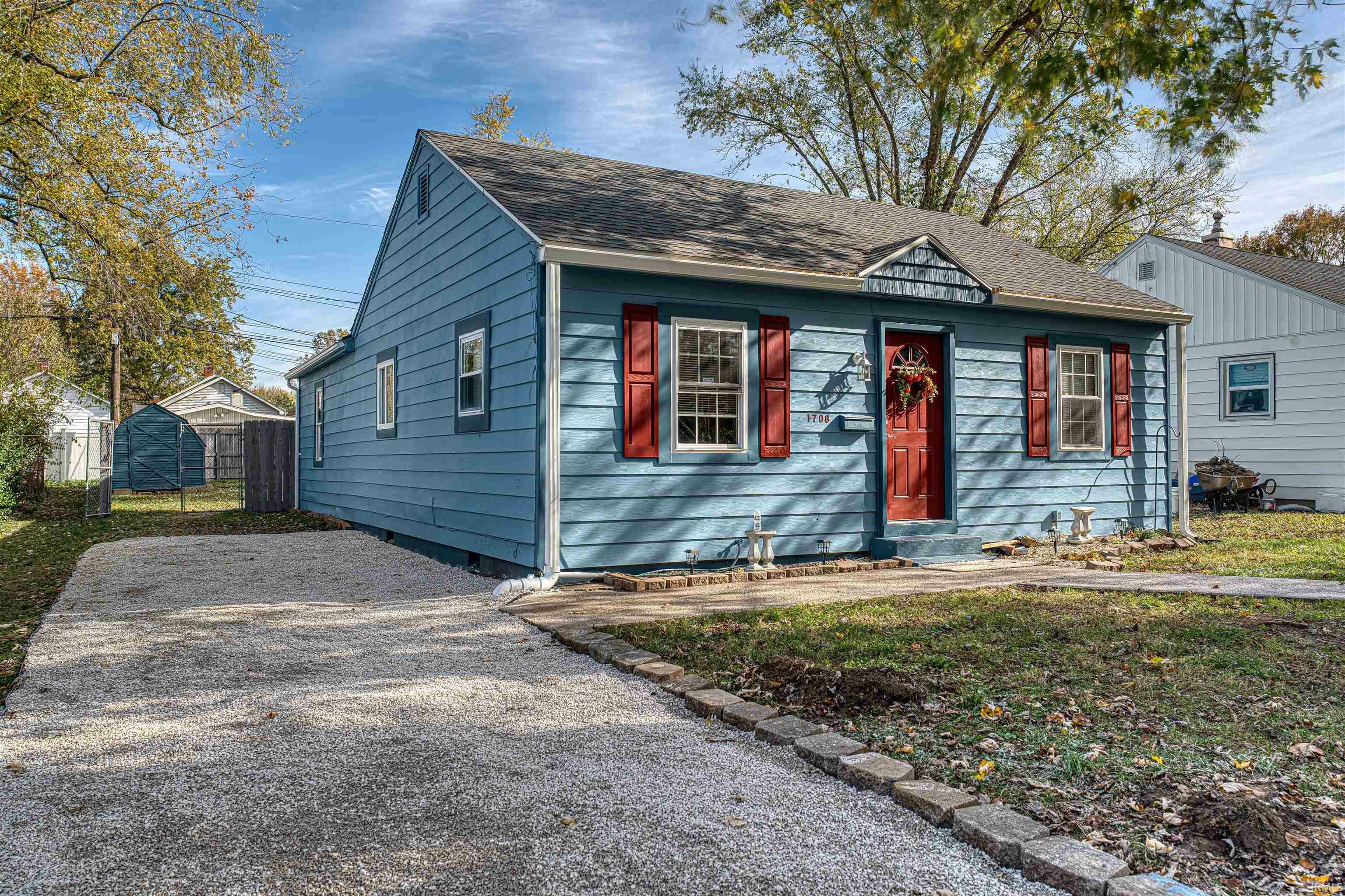 Property Photo:  1708 Irvington Avenue  IN 47712 