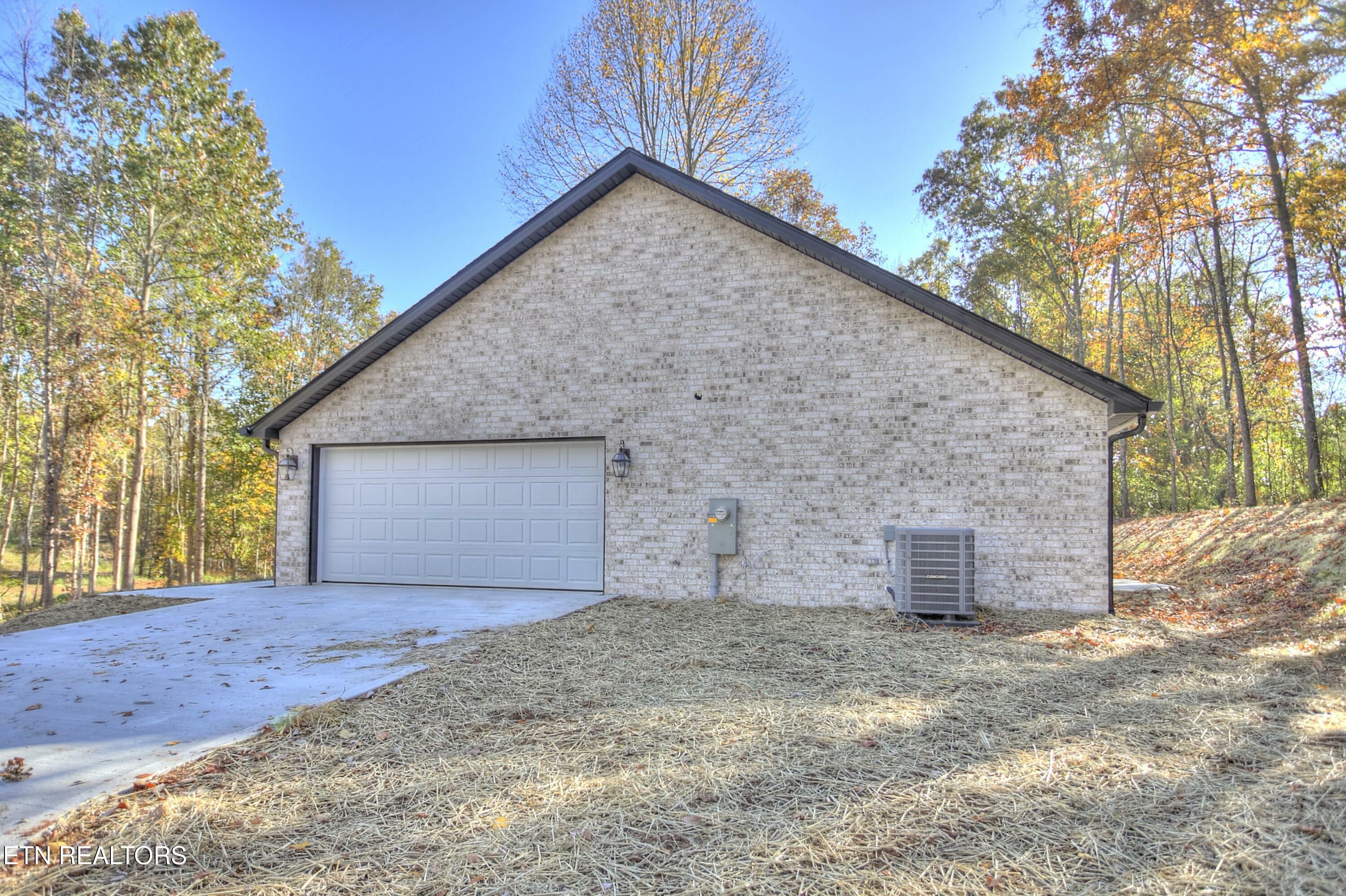 Property Photo:  6126 Hutton Ridge Rd  TN 37801 