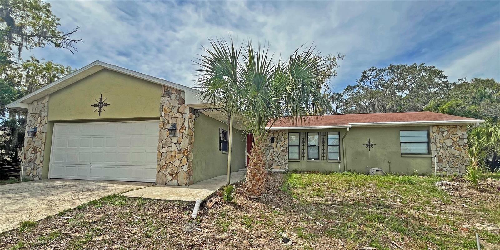 Property Photo:  123 Galiano Court  FL 34606 