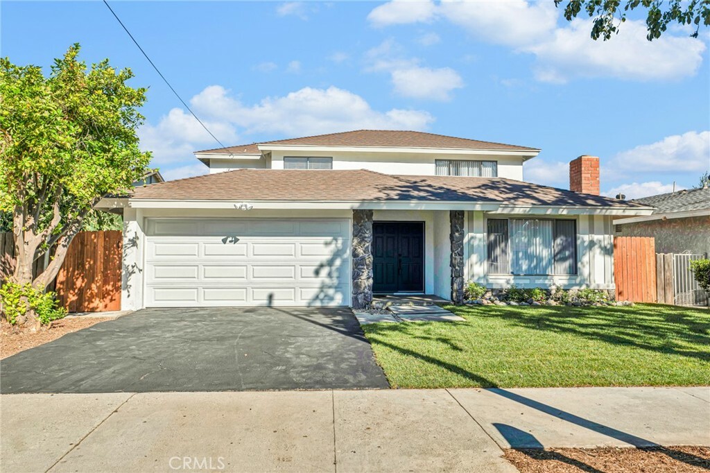 19615 Leadwell Street  Reseda CA 91335 photo