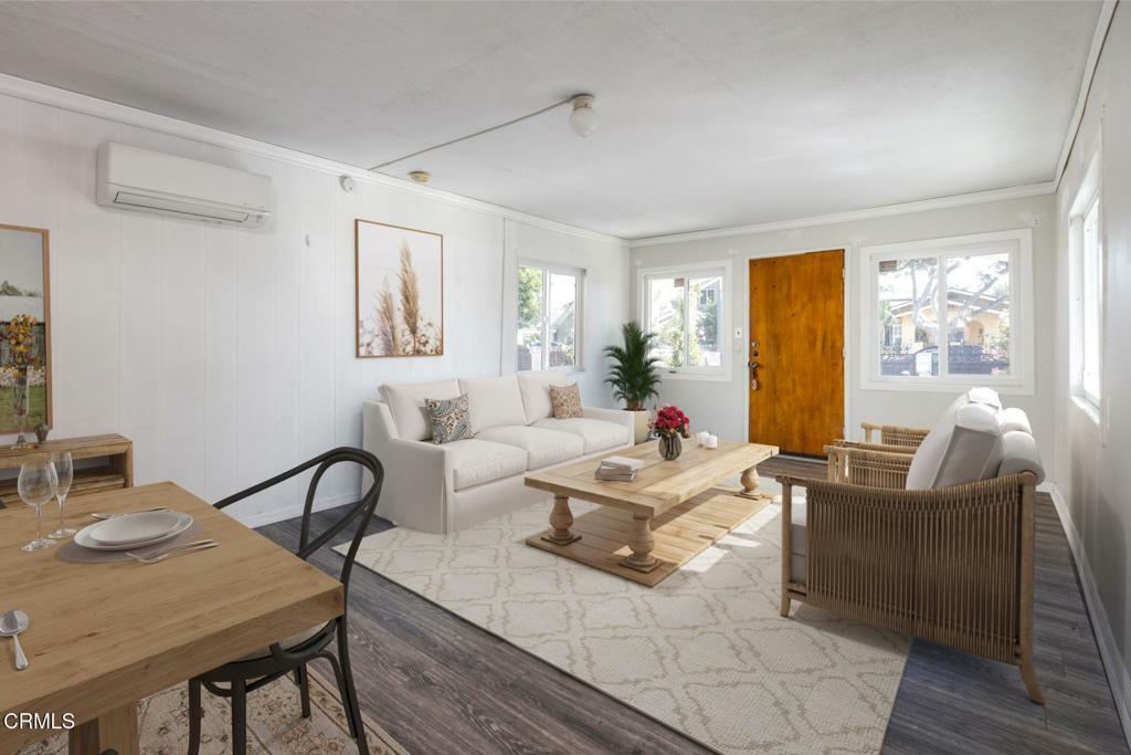 Property Photo:  202 N Laurel Street  CA 92703 