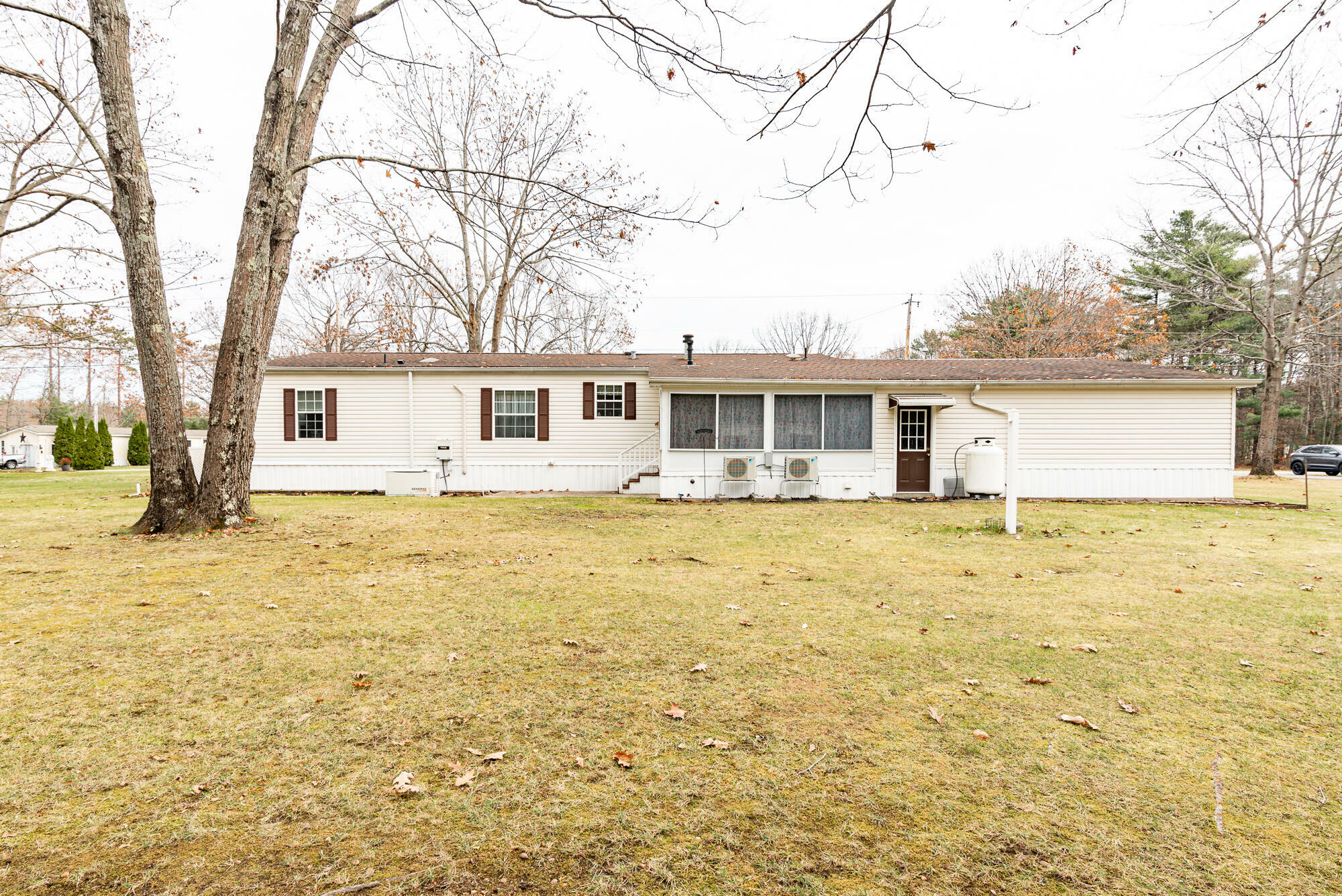 Property Photo:  40 Lady Slipper Lane  ME 04002 