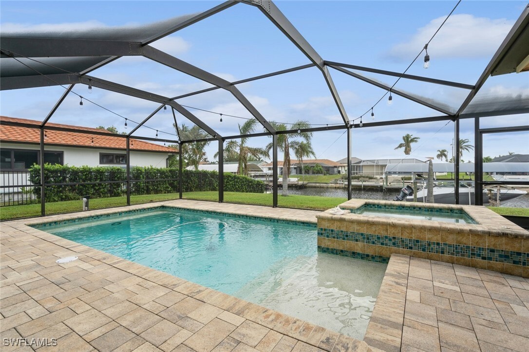 Property Photo:  1634 SE 39th Terrace  FL 33904 