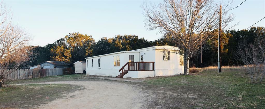 Property Photo:  403 Skyline Drive  TX 76048 