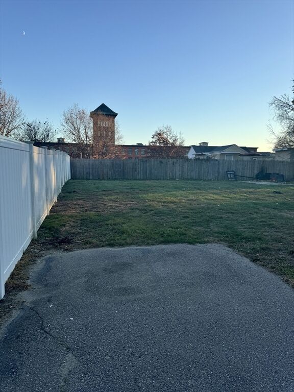 Property Photo:  15 Ives B  MA 01504 