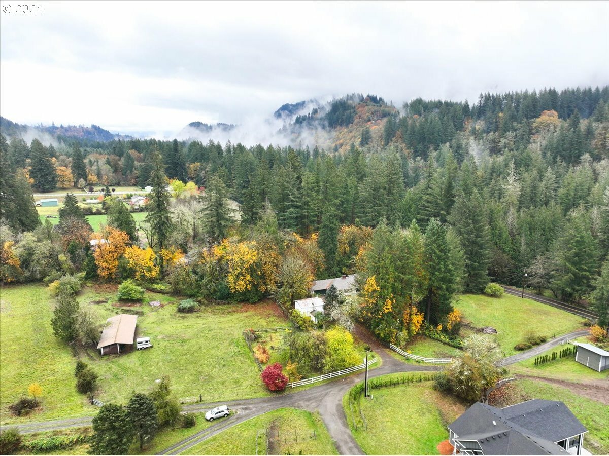 Property Photo:  21544 NE Lucia Falls Rd  WA 98675 