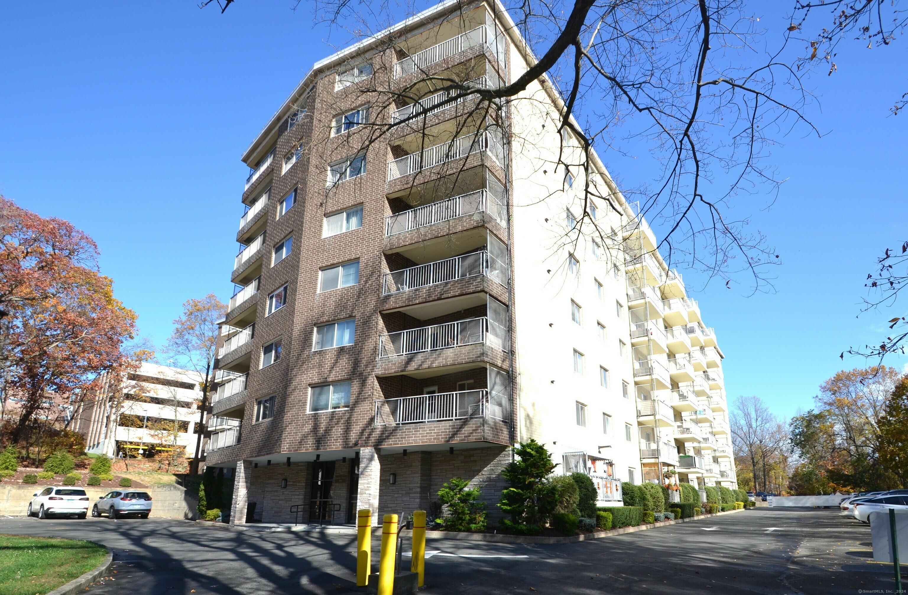 Property Photo:  3900 Park Avenue 5K  CT 06604 