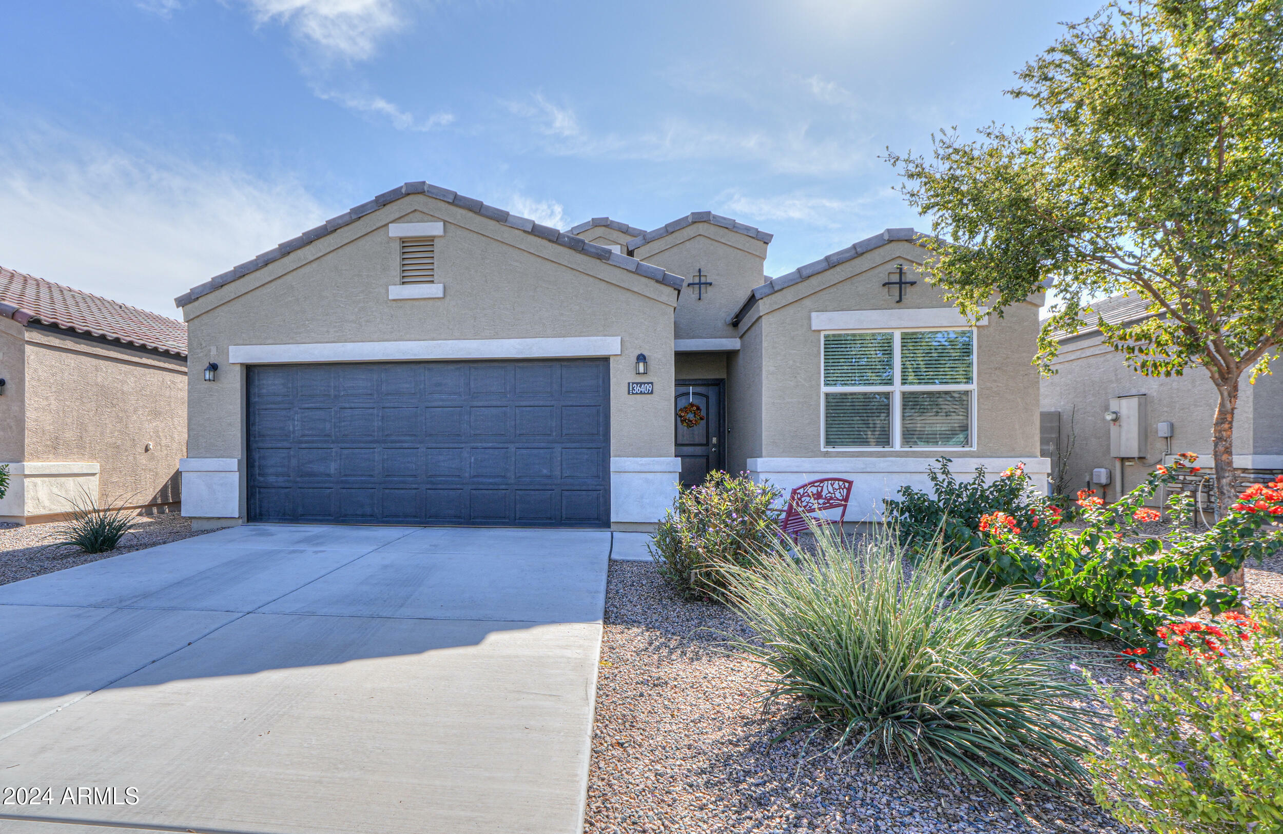 Property Photo: 36409 W Pampoloma Avenue AZ 85138