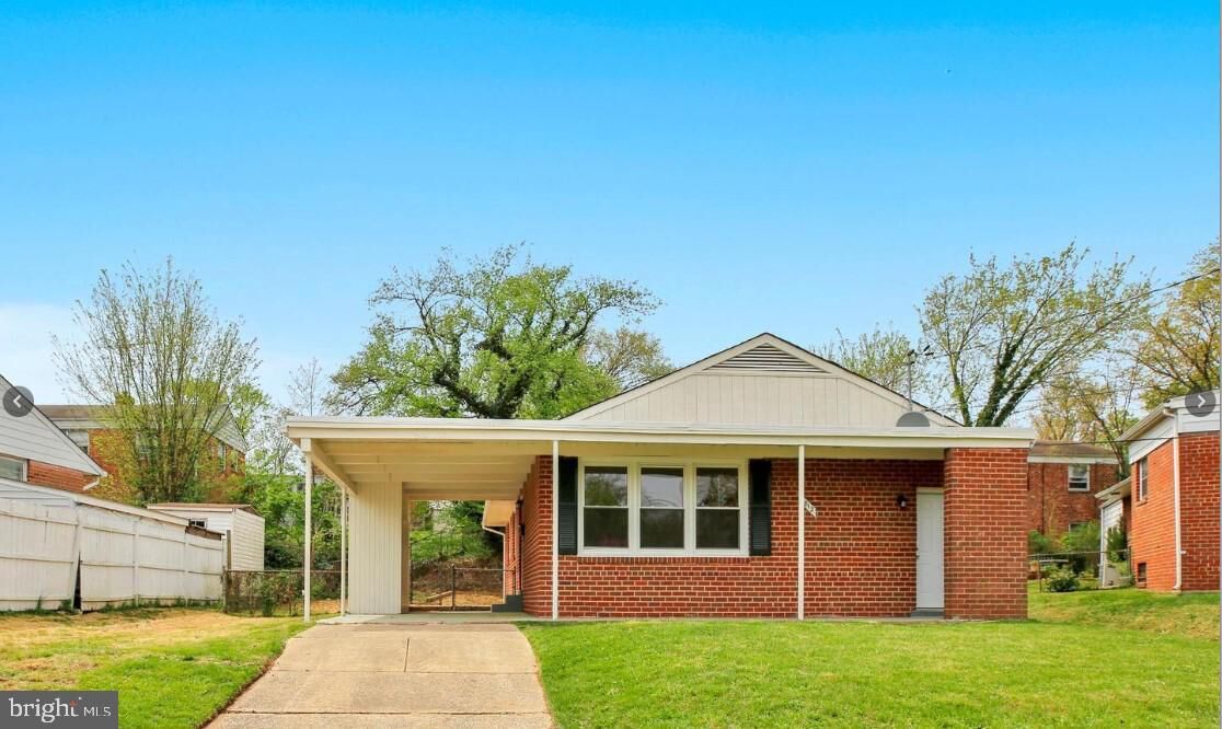 Property Photo:  5812 84th Avenue  MD 20784 