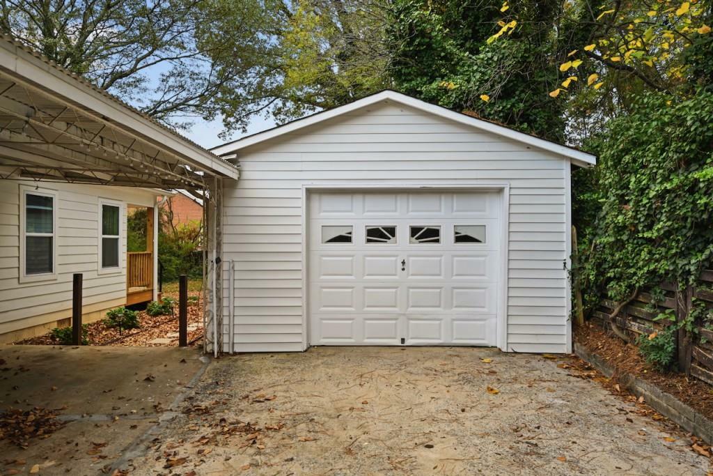 Property Photo:  1384 Jefferson Avenue  GA 30344 