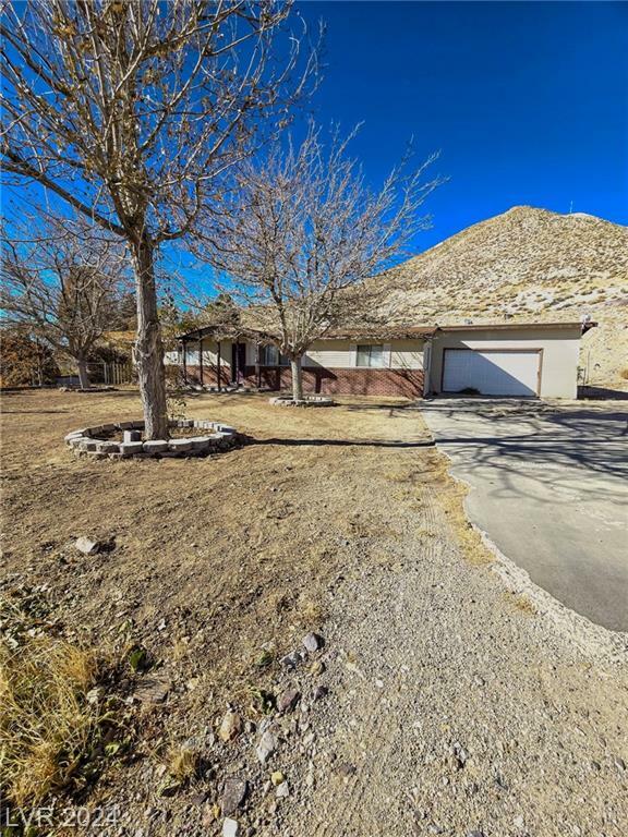 Property Photo:  638 Desert Queen Road  NV 89049 