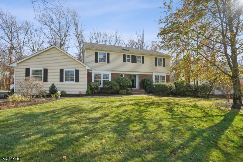 Property Photo:  70 Hampton Rd  NJ 07928 