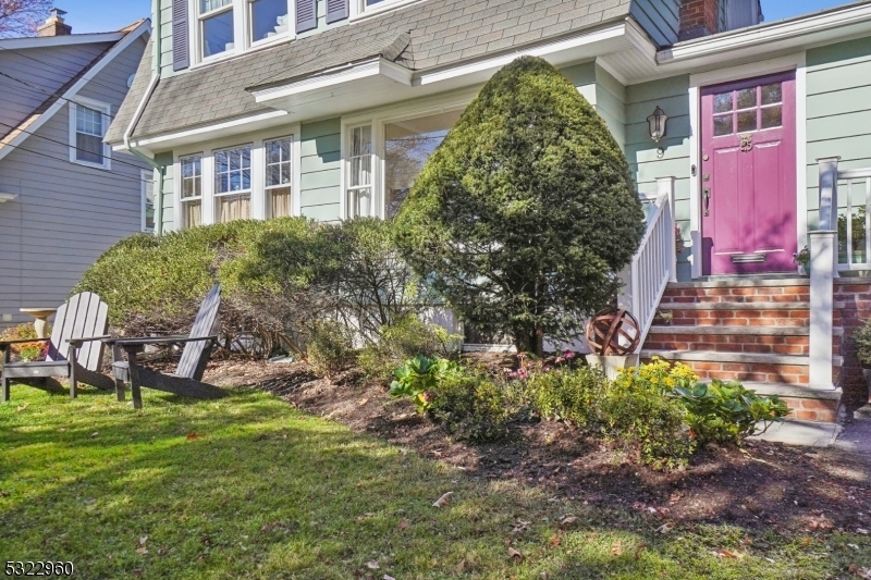 Property Photo:  9 Carolin Rd  NJ 07043 