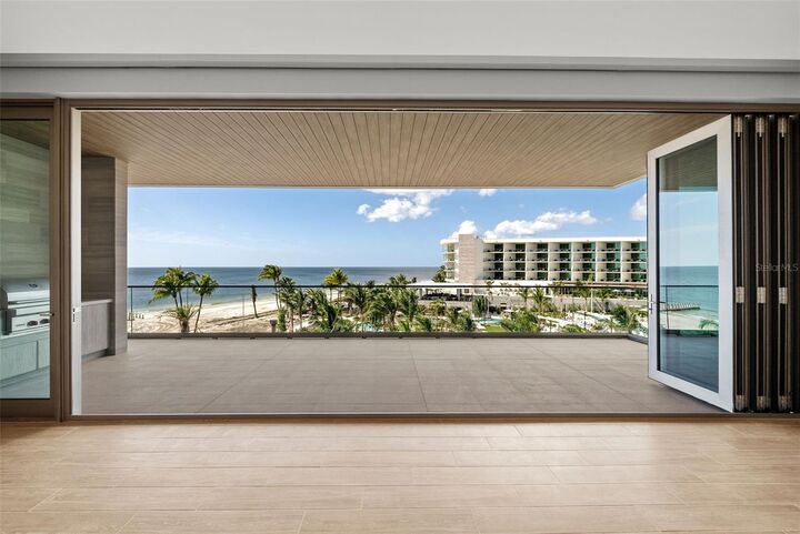 Property Photo: 1561 Gulf Of Mexico Drive 403 FL 34228