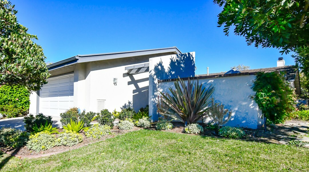 Property Photo:  26 Shoal Drive  CA 92625 