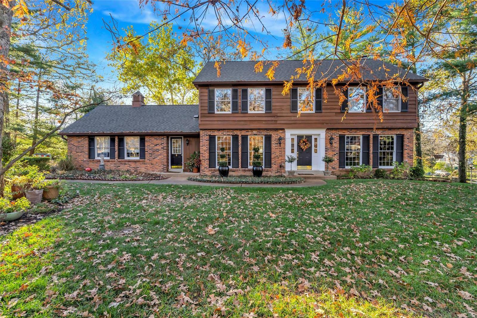 Property Photo:  550 Webster Forest Drive  MO 63119 