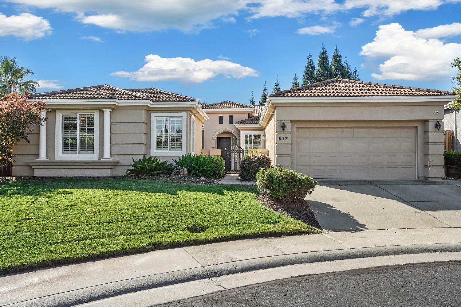 Property Photo:  517 Evening Breeze Court  CA 95661 