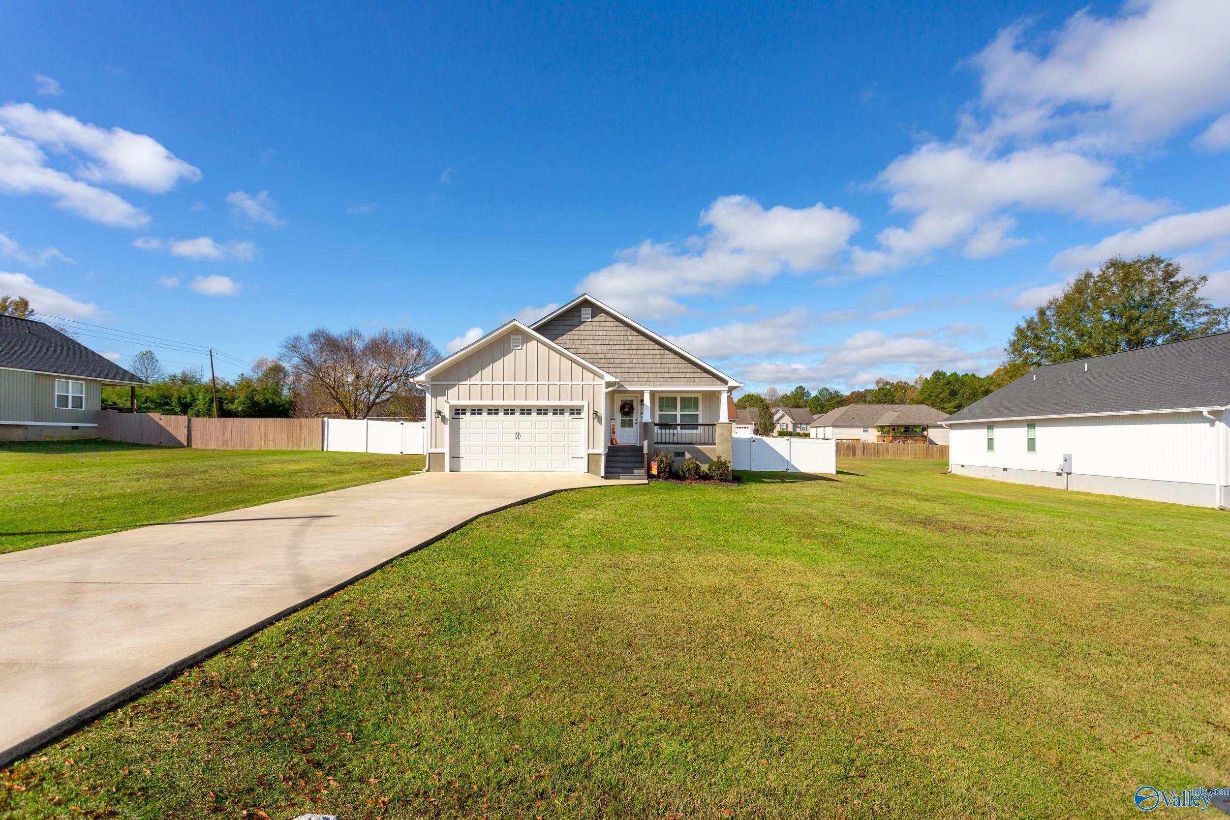 Property Photo:  2676 Posey Road  AL 35903 