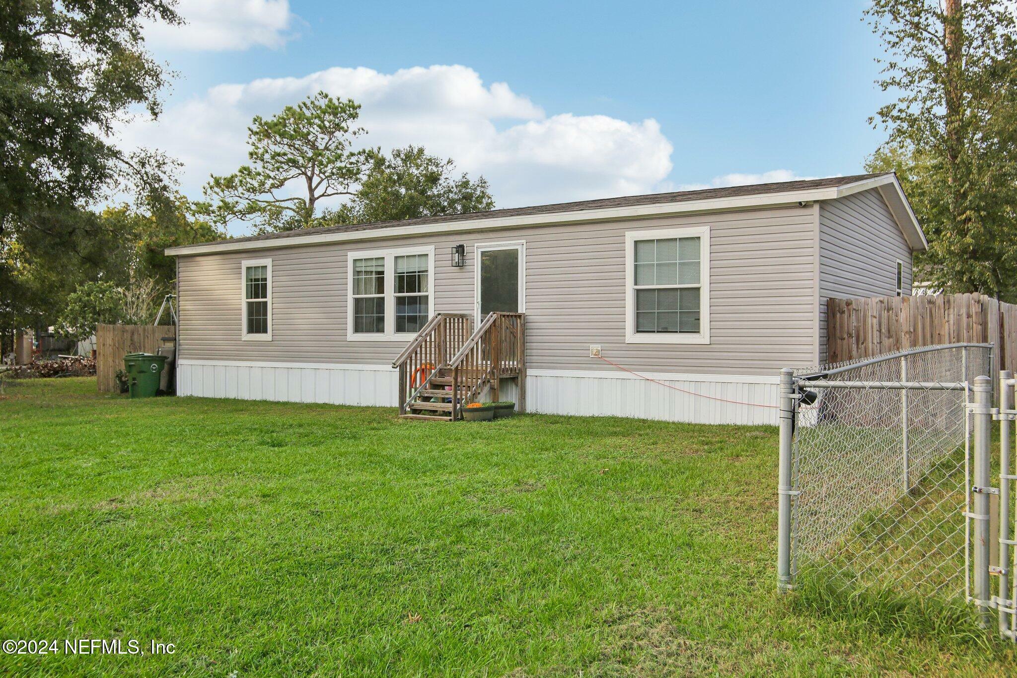 Property Photo:  6006 6th Manor E  FL 32177 