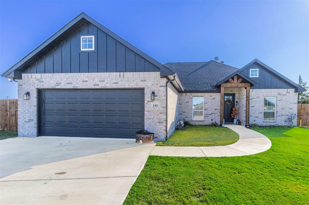Property Photo: 141 Palmer South Court TX 75152