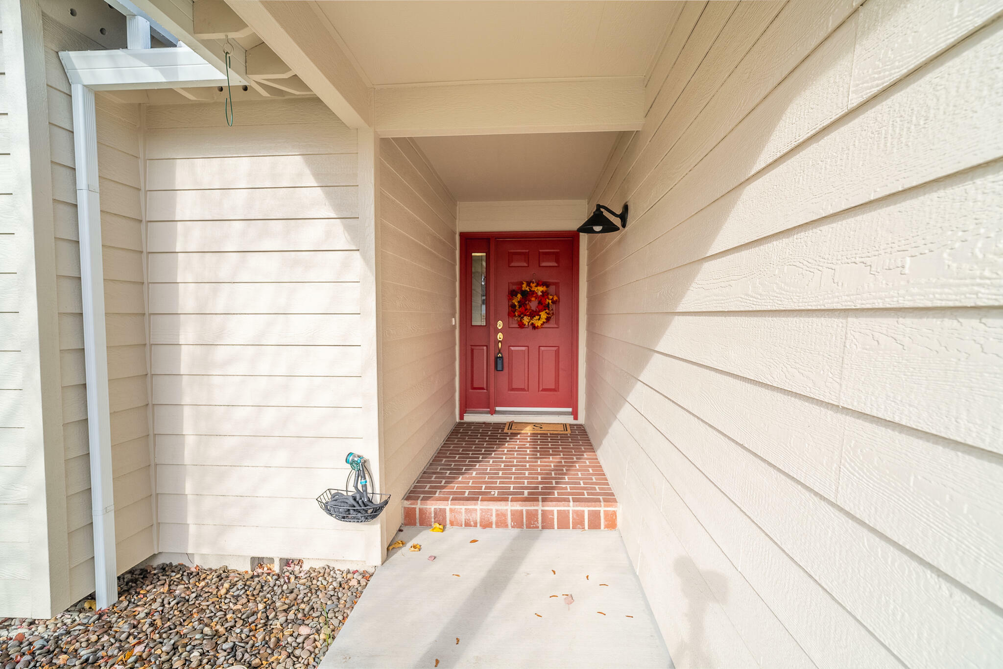 Property Photo:  2733 Juanita Avenue  OR 97504 