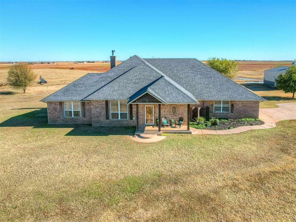 Property Photo: 9106 Tuscany Way OK 73078